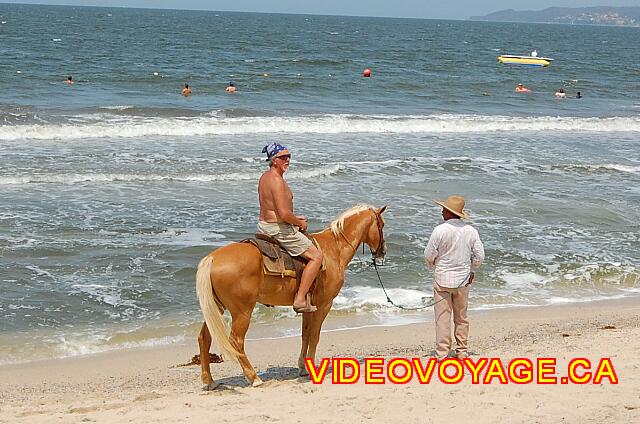 Mexique Bucerias Royal Decameron Vallarta Pour une petite balade sur la plage.