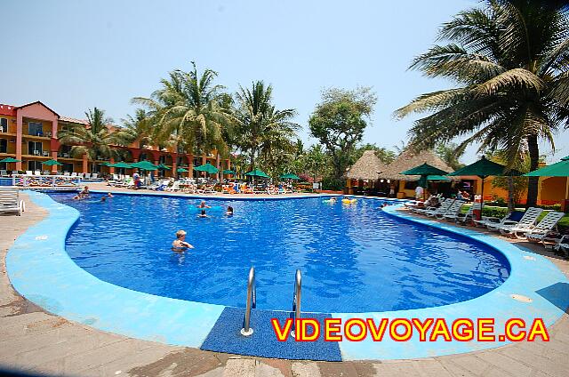 Mexique Bucerias Royal Decameron Vallarta A more popular pool that the first three pools.