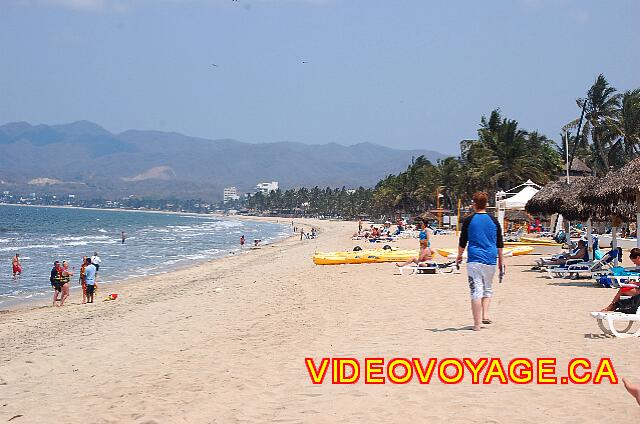 Mexique Bucerias Royal Decameron Vallarta La plage sur quelques kilomètres vers le nord.