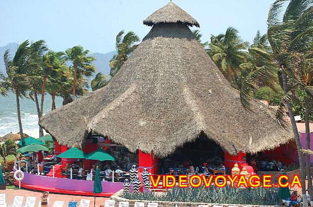 Mexique Bucerias Royal Decameron Vallarta Le restaurant buffet Flamingos est situé dans la plus vieille section près de la plage.