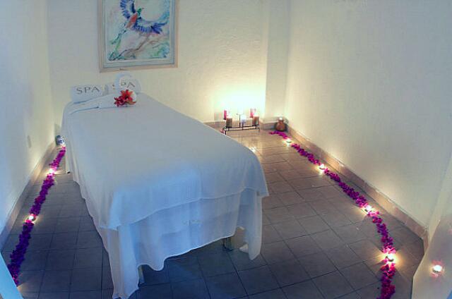 Mexique Puerto Vallarta Friendly Hola Vallarta A massage room inside.