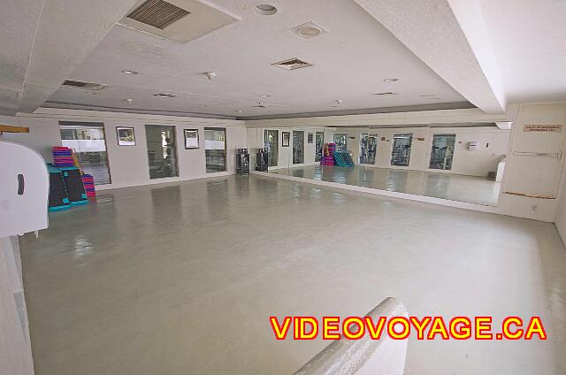 Mexique Puerto Vallarta Friendly Hola Vallarta A room for aerobics, STEP or other ...