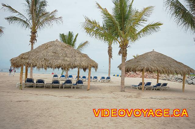 Mexique Puerto Vallarta Friendly Hola Vallarta Other huge palapas.