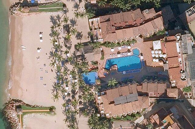 Mexique Puerto Vallarta Friendly Hola Vallarta Una fotografía de satélite que muestra el tamaño pequeño de la web del hotel.