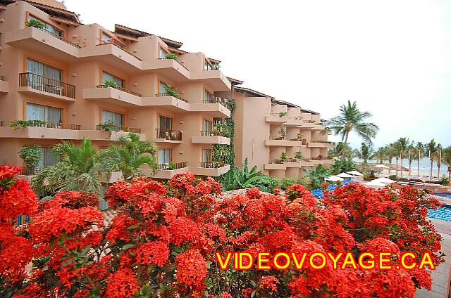 Mexique Puerto Vallarta Friendly Hola Vallarta With buildings a little lower.