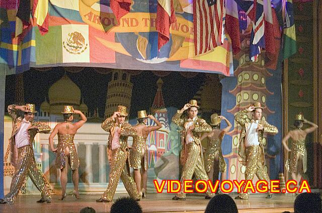 Mexique Nuevo Vallarta Riu Jalisco The same evening, other costumes and another dance.