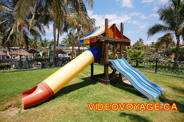 Mexique Nuevo Vallarta Riu Jalisco A small playground.