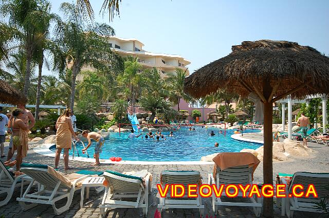 Mexique Nuevo Vallarta Riu Jalisco La piscine des enfants avec beaucoup de vie...