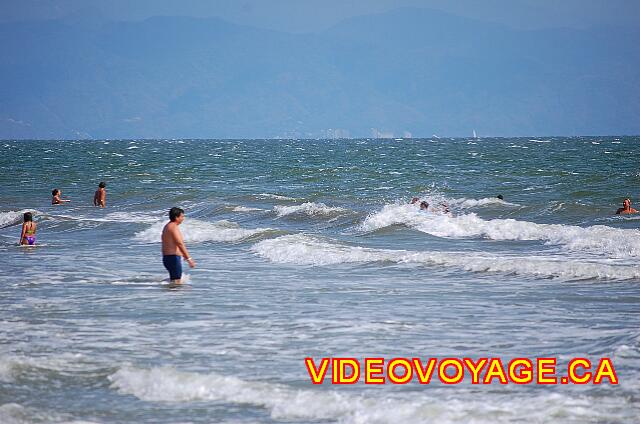 Mexique Nuevo Vallarta Riu Jalisco Un cliente que entra en el mar.