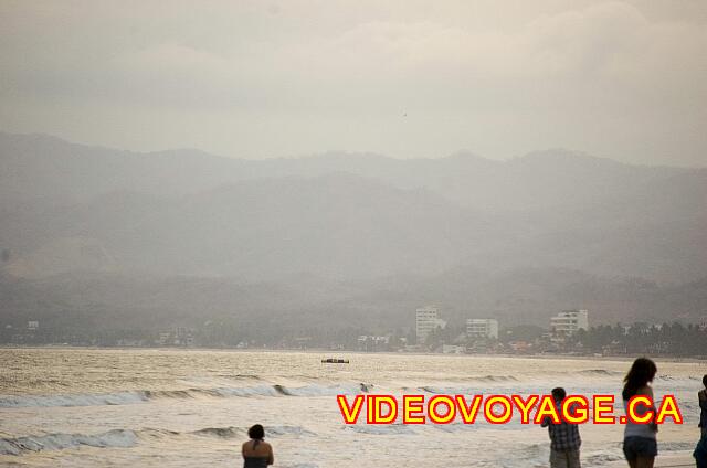Mexique Nuevo Vallarta Riu Jalisco The mountains to the north are often in a fog.