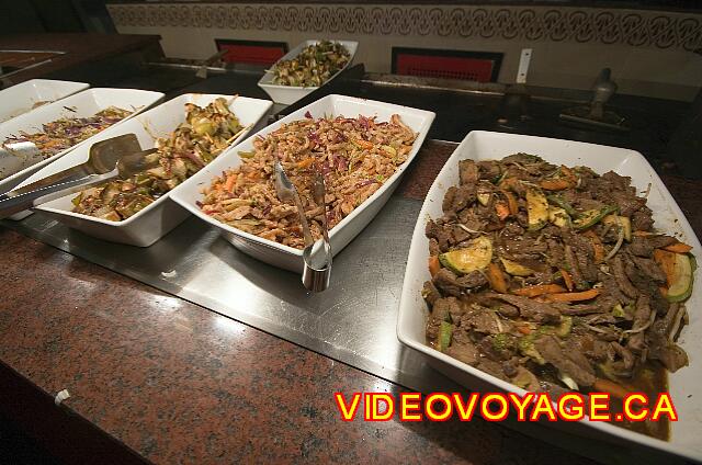 Mexique Nuevo Vallarta Riu Jalisco La comida caliente en el contador en la parte inferior.