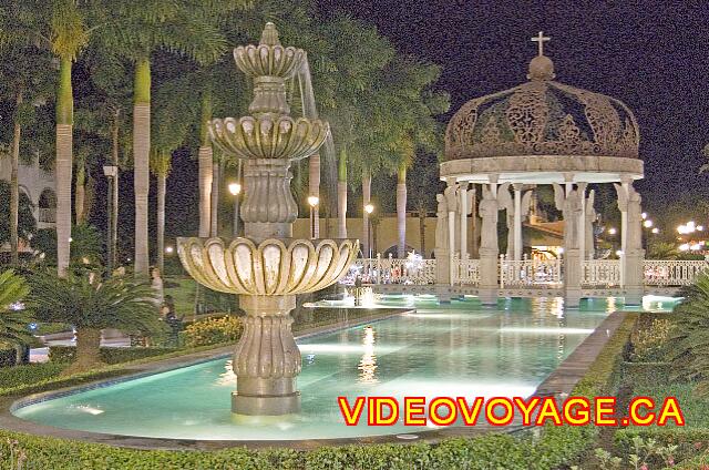 Mexique Nuevo Vallarta Riu Jalisco Elegant evening.