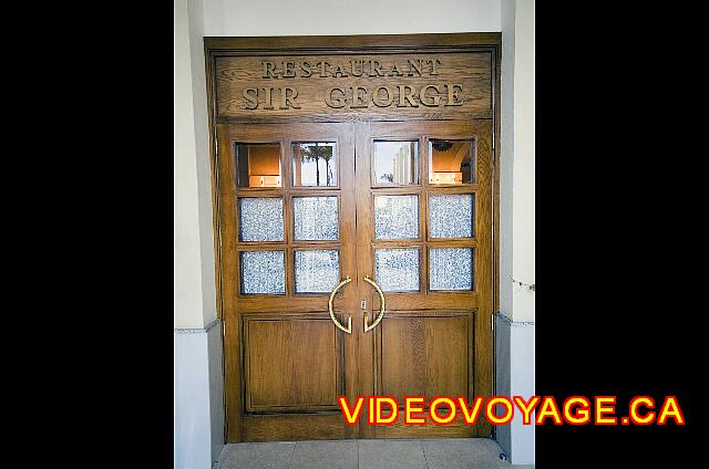 Mexique Nuevo Vallarta Riu Vallarta En el primer nivel del edificio principal, el restaurante en la tarjeta de Sir George.