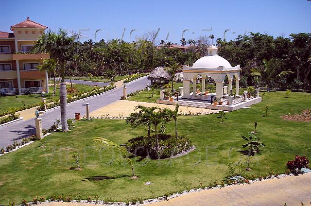 Republique Dominicaine Punta Cana Gran Bahia Principe Una hermosa glorieta en el centro del lado de la página de la sección de Punta Cana.