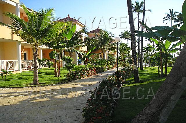 Republique Dominicaine Punta Cana Gran Bahia Principe Two levels on the buildings here.