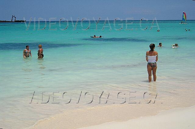 Republique Dominicaine Punta Cana Gran Bahia Principe Low intensity waves during a quiet day.