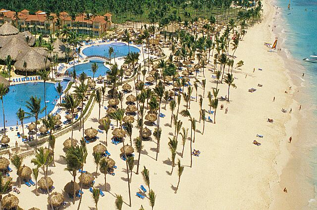 Republique Dominicaine Punta Cana Gran Bahia Principe La piscina es bastante cerca de la playa.