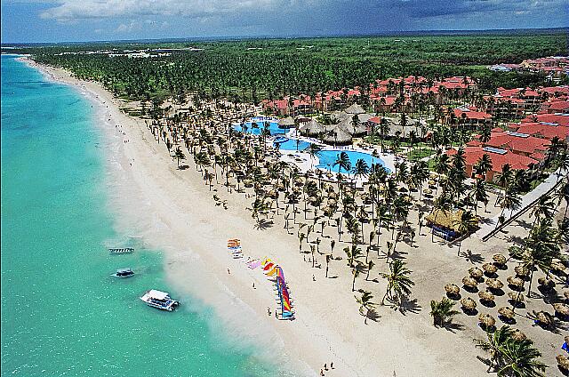 Republique Dominicaine Punta Cana Gran Bahia Principe Al sur. Ahora, un nuevo hotel está construido cerca.