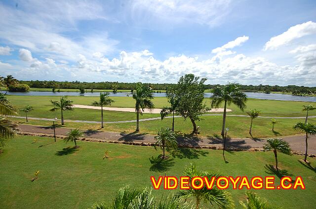 Republique Dominicaine Punta Cana Bavaro Casino Un beau terrain, mais il n'y a pas de trou sur le bord de la mer.