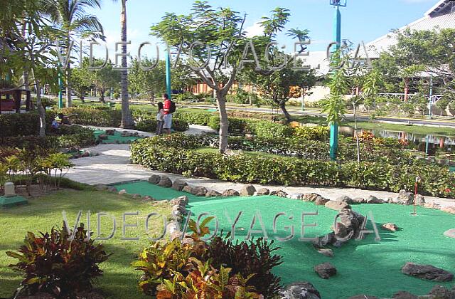 Republique Dominicaine Punta Cana Barcelo Bavaro Palace Deluxe A mini golf course near the Barcelo Casino.