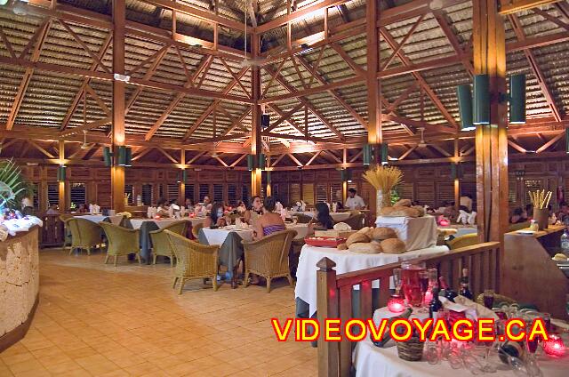 Republique Dominicaine Punta Cana Barcelo Bavaro Caribe Un beau décor pour souper.