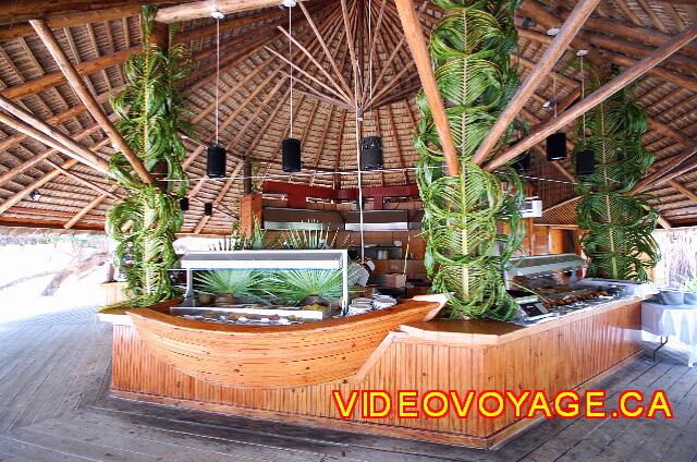 Republique Dominicaine Punta Cana Barcelo Bavaro Caribe Buffet. La temporada de verano para langostas, es posible comer langosta aquí.