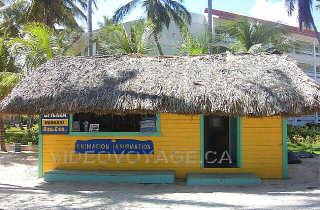 Republique Dominicaine Punta Cana Vista Sol Punta Cana La pequeña cabaña de animación o toallas de playa se distribuyen.