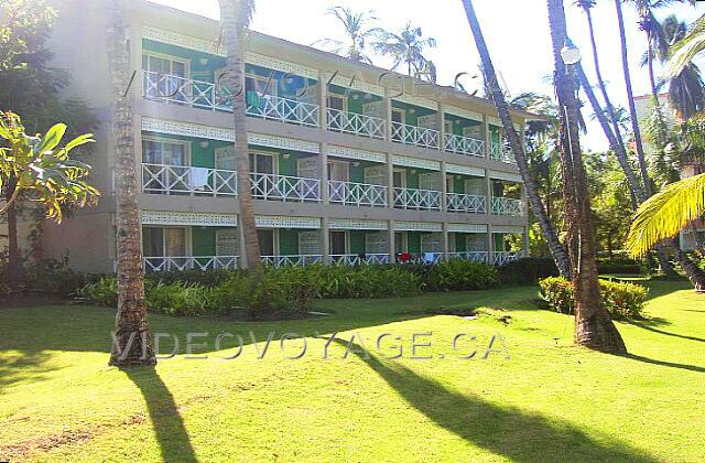 Republique Dominicaine Punta Cana Vista Sol Punta Cana Otras salas edificio habritant. La mayoría de los edificios no tienen la vista al mar, están demasiado lejos del mar.