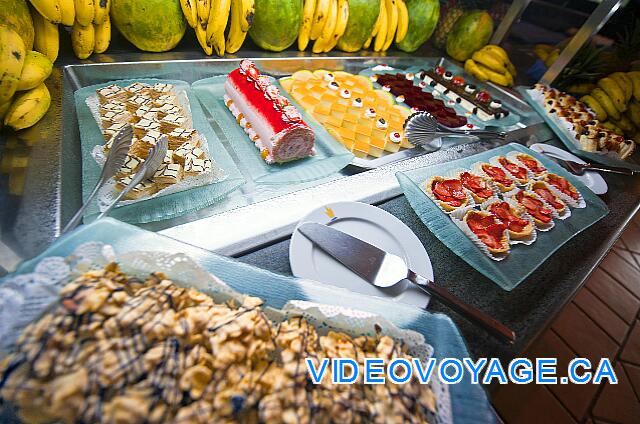 Republique Dominicaine Punta Cana Club Caribe Le comptoir des desserts.