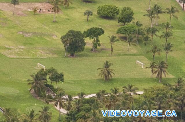 République Dominicaine Punta Cana Catalonia Bavaro Another soccer field!