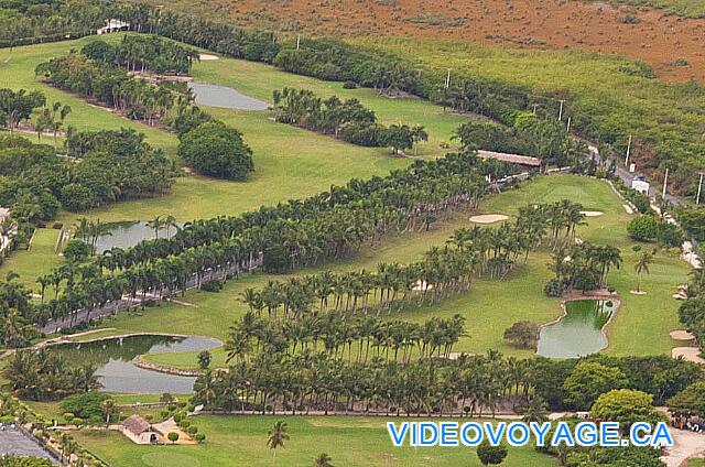 République Dominicaine Punta Cana Catalonia Bavaro Royal Una vista aérea del campo de golf.