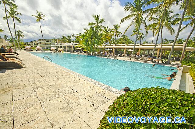 République Dominicaine Punta Cana Catalonia Bavaro Royal Una piscina de tamaño medio