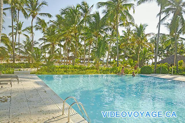 République Dominicaine Punta Cana Catalonia Bavaro Royal Les clients aiment bien la proximité de la plage.