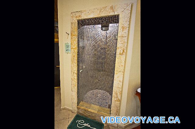 République Dominicaine Punta Cana Dreams Punta Cana A multi-jet shower