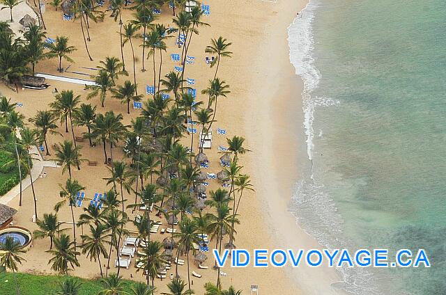 République Dominicaine Punta Cana Dreams Punta Cana Mais avec des vagues plus fortes lorsque le vent se lève.