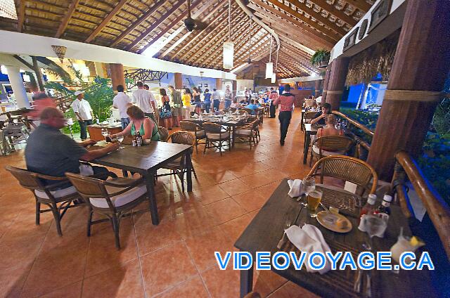 République Dominicaine Punta Cana Dreams Punta Cana Un restaurante en el bastante extenso menú de mariscos.