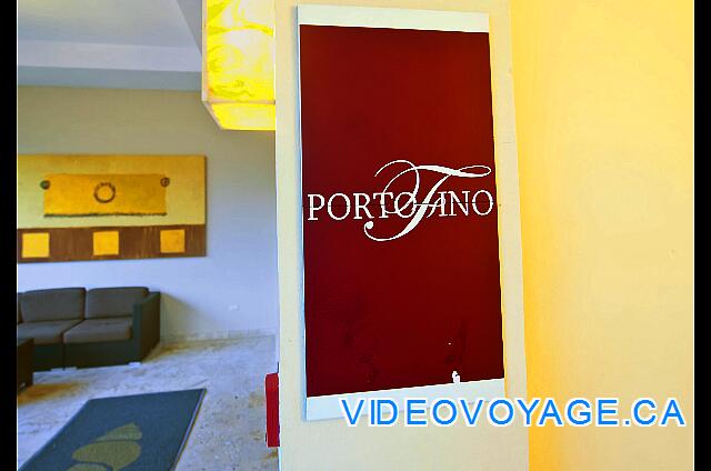 République Dominicaine Punta Cana Dreams Palm Beach El cartel en la escalera