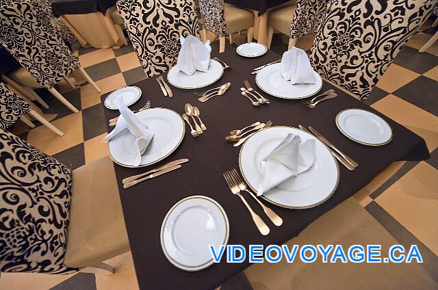 République Dominicaine Punta Cana Dreams Palm Beach La presentación de las tablas.