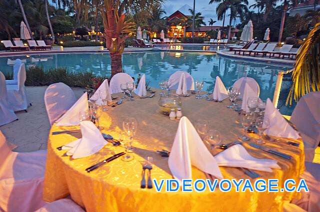 République Dominicaine Punta Cana Dreams Palm Beach La presentación de las mesas ...