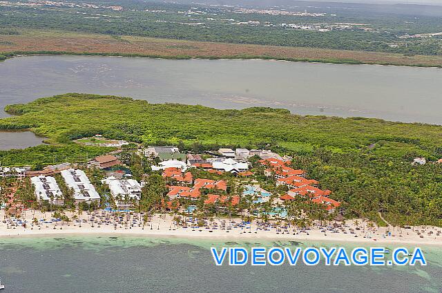 République Dominicaine Punta Cana Dreams Palm Beach Un hotel de tamaño mediano situado directamente en la playa.
