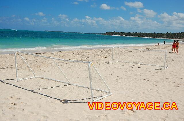 Republique Dominicaine Punta Cana Larimar Punta cana Les buts de mini-soccer sur la plage.