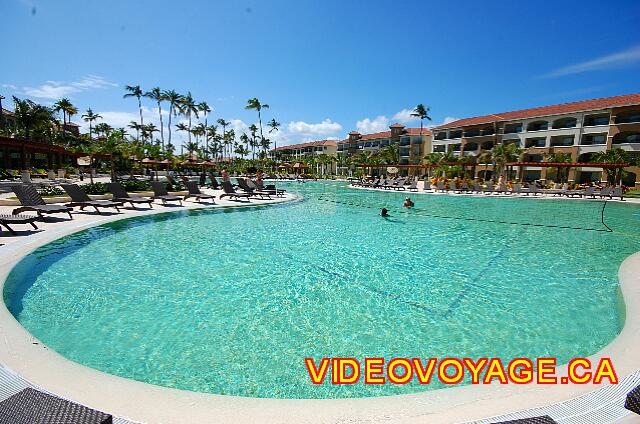 Republique Dominicaine Punta Cana Larimar Punta cana Volleyball in the pool.