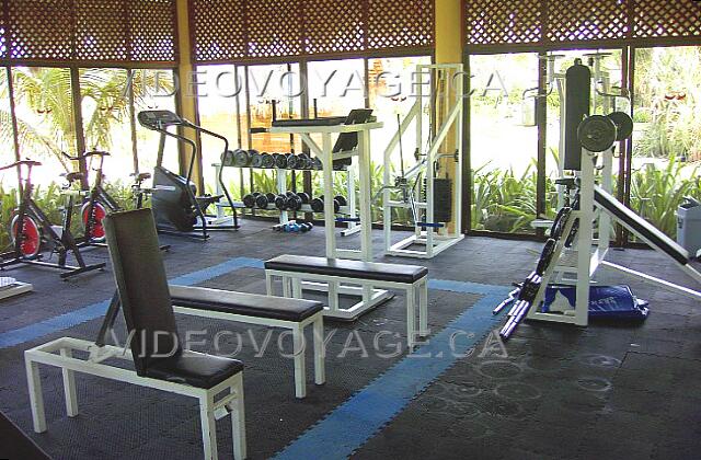 Republique Dominicaine Punta Cana Grand Palladium Punta Cana Res A fairly complete training room for the holidays.