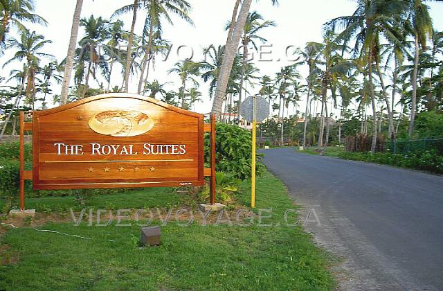 Republique Dominicaine Punta Cana Grand Palladium Palace Resort La entrada a la sección de suites Royal.