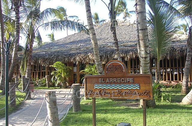 Republique Dominicaine Punta Cana Grand Palladium Bavaro Resort El Arrecife restaurant is located on the edge of the beach.