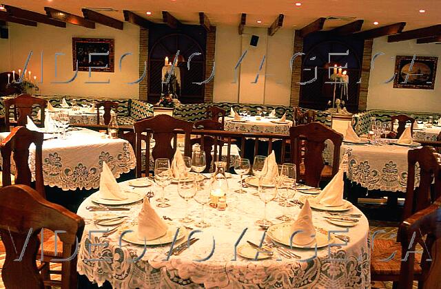 Republique Dominicaine Punta Cana Occidental Grand Punta Cana The interior of the restaurant grill.