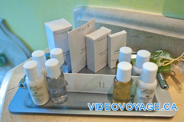 Mexique Punta Cana Grand Hotel Bavaro  Many items of personal care.