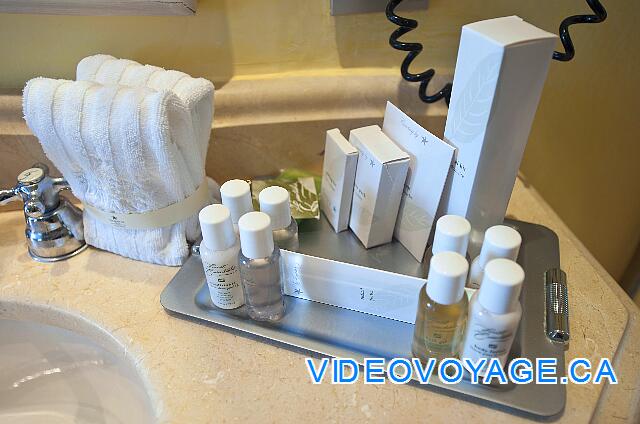 Mexique Punta Cana Grand Hotel Bavaro  Many personal care products and washcloths