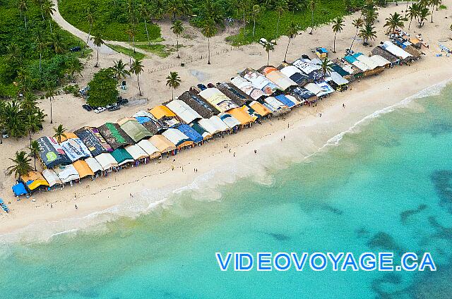 Mexique Punta Cana Grand Hotel Bavaro  El pequeño mercado en la playa.