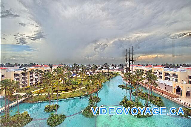 Mexique Punta Cana Grand Hotel Bavaro  Une vue du haut de l'observatoire au dernier niveau.